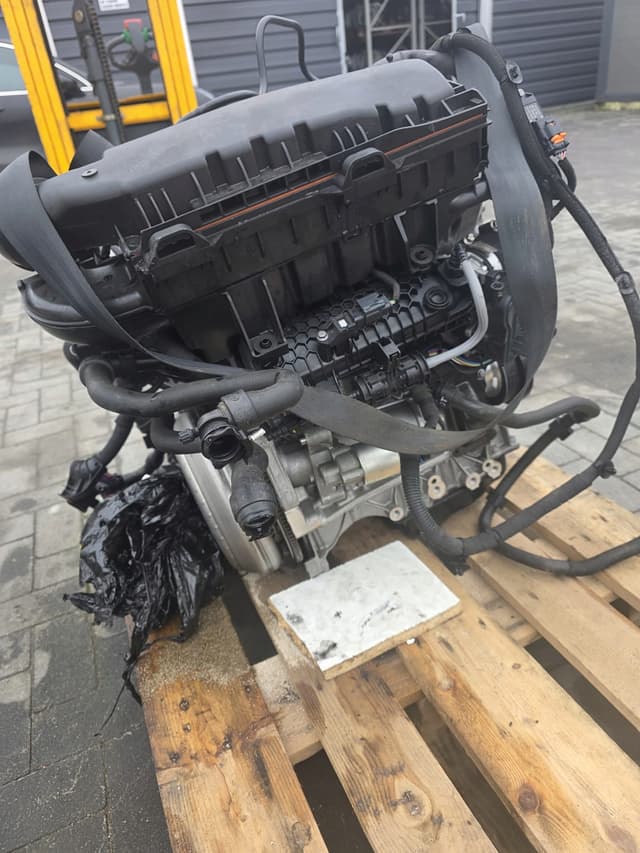 Silnik kompletny 1.2 THP Pure Tech 10TMA5 2008 CACTUS MOKKA HN05
