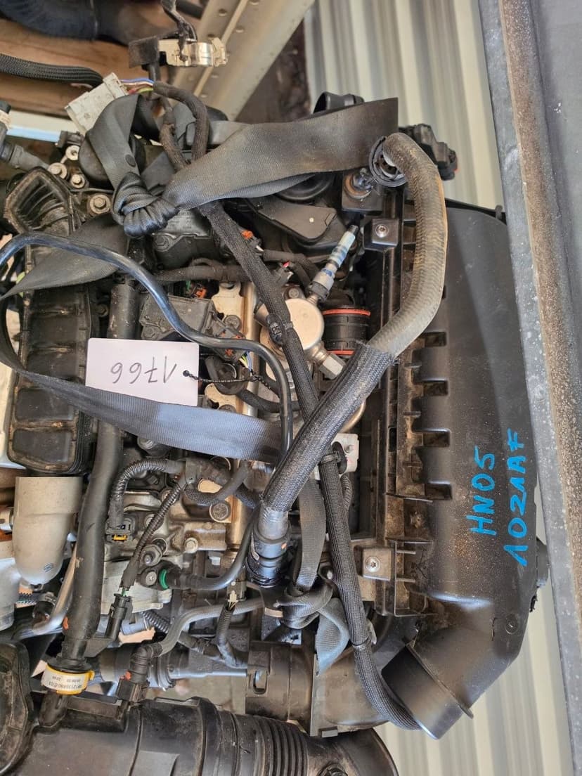 Silnik kompletny 1.2 THP OPEL CITROEN PEUGEOT HN05 10Z1AF